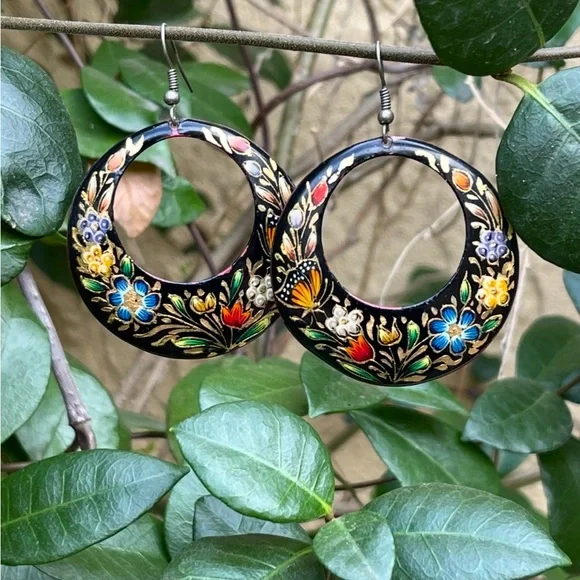 Artisan Painted (Laquered?) Ethnic Earrings Mexican? Floral Butterflies Monarchs - Picture 6 of 7